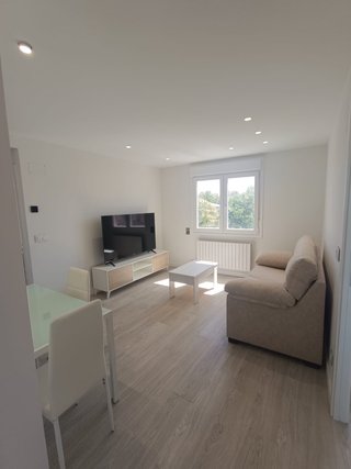 Habitación en Calle Río Oja,3,Logroño.Universidad