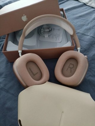 Airpods Max Pro Beige