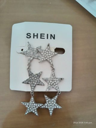 Pendientes SHEIN estrellas brillantes