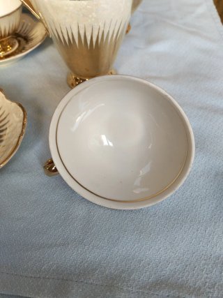 Precioso juego de café porcelana y oro