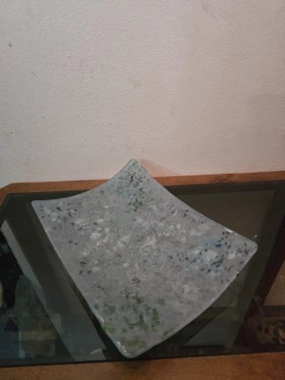 Plato decorativo de cerámica