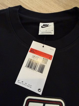 Sudadera Nike Negra con Etiqueta - Talla L (NUEVA)