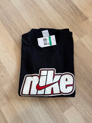 Sudadera Nike Negra con Etiqueta - Talla L (NUEVA)