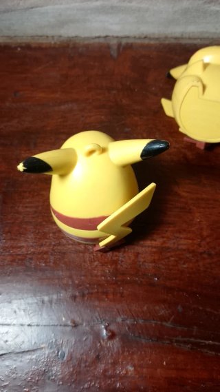 Figura Pokémon Tomy antiguas