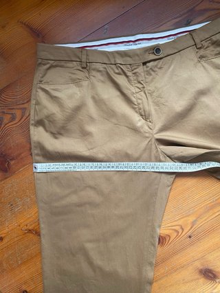 Pantaloni in raso di cotone tabacco vita bassa