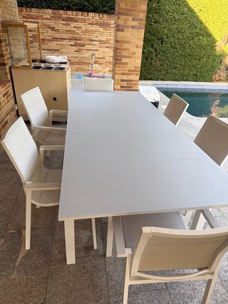 Mesa de comedor exterior extensible