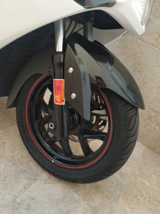 SYM Joymax 125 i Maxi Scooter