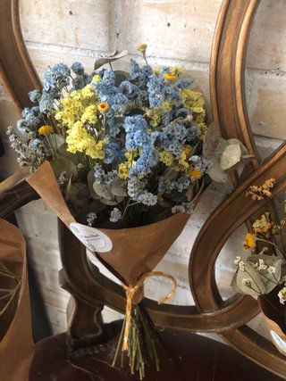 Ramos de flores secas preservadas