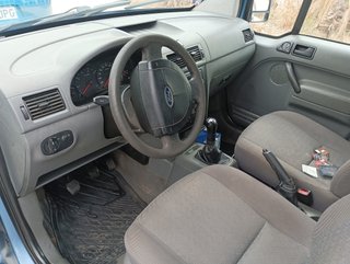 Ford Tourneo Connect 2004