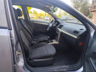 Opel Astra 2008
