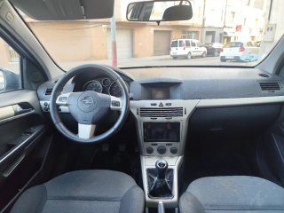 Opel Astra 2008