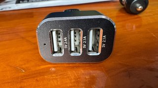 Cargador Mechero Coche USB OMAKER Sony Ericsson