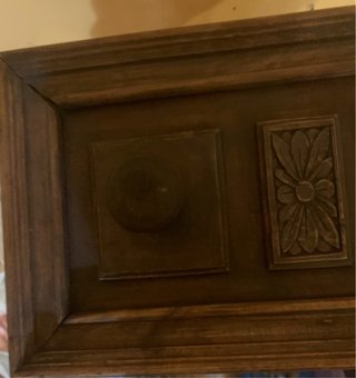 Perchero de madera rústico con 4 pomos