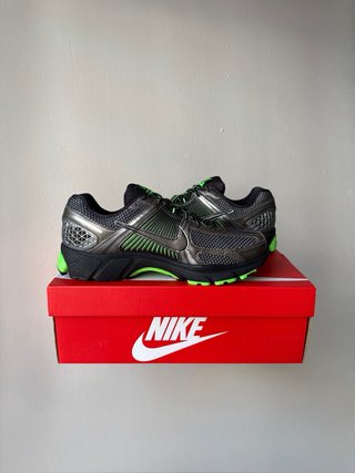 Nike Zoom Vomero 5 ‘Metallic Pewter Green’ 45.5