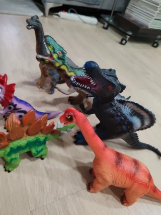 Lote 6 figuras dinosaurios