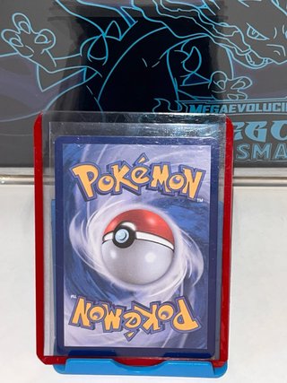 Carta Pokémon Charmander MASTERBALL “151 Core”.