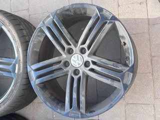 Juego 4 Llantas de Aluminio Volkswagen Radio 19.