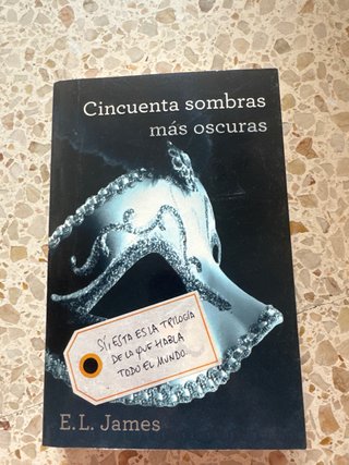 Pack 2 Libros 50 Sombras De Grey Y Mas Oscuras⁠