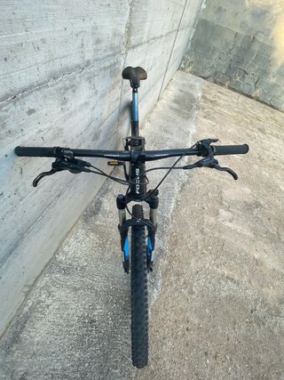 Bicicleta Focus Raven 27.5 Carbono