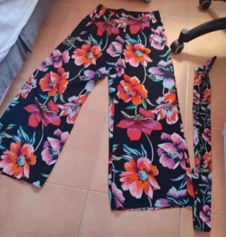 Pantalones anchos florales