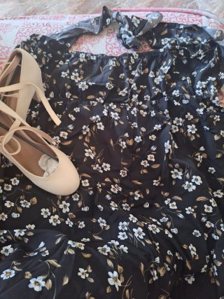 Lote vestido y zapatos talla 39