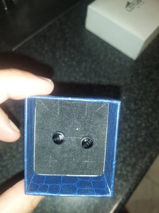 Pendientes Guess Negros y Plateados