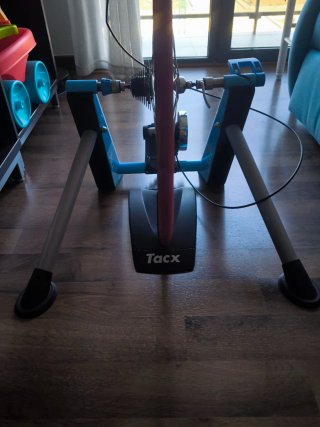 Rodillo Entrenamiento Bicicleta Tacx Blue Booster