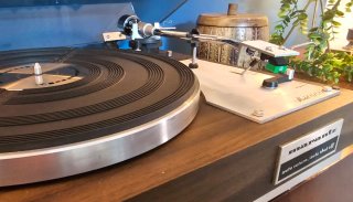 Tocadiscos Marantz 6100
