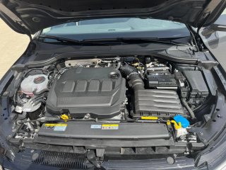 Volkswagen Golf 2025