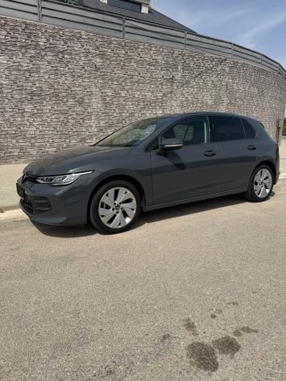 Volkswagen Golf 2025
