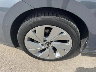 Volkswagen Golf 2025