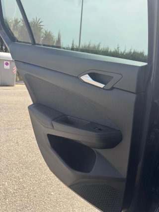 Volkswagen Golf 2025