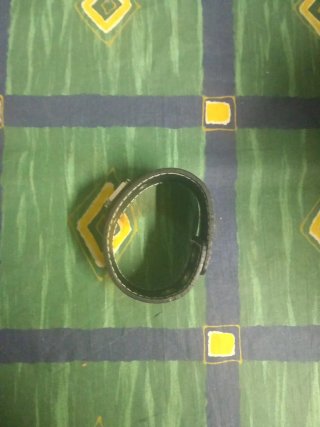 Pulsera con cruz