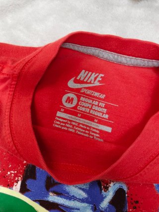 Maglietta Nike Rossa Stampa Fresh Kicks taglia M