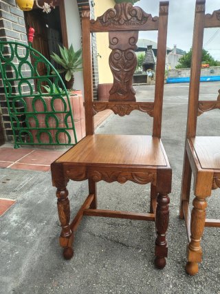 Mesa comedor castaño y 6 sillas