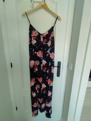 Vestido largo de tirantes SFERA
