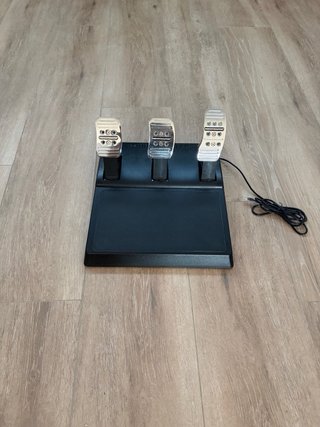 Volante Thrustmaster TS-XW Racer Sparco