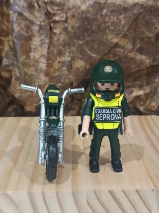 Playmobil Guardia Civil SEPRONA Moto