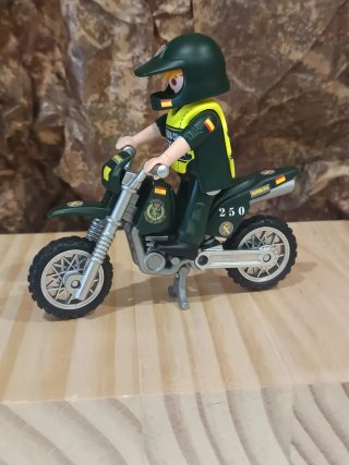 Playmobil Guardia Civil SEPRONA Moto