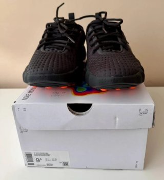 Nike Mind 002 T.37,5 Negras y Naranjas