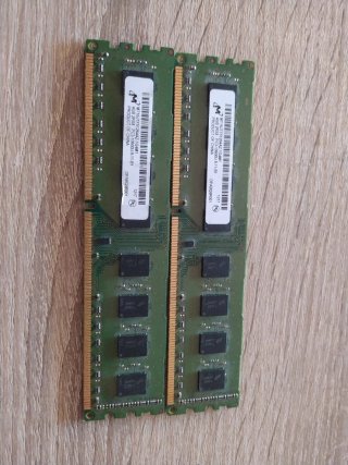 2x Micron 4GB DDR3 RAM PC3-10600U