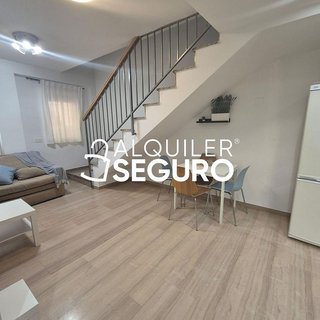 Piso en alquiler en Zona Ayuntamiento en Alhendín