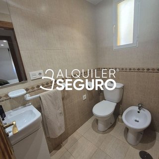 Piso en alquiler en Zona Ayuntamiento en Alhendín