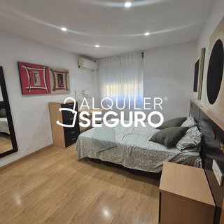 Piso en alquiler en Zona Ayuntamiento en Alhendín
