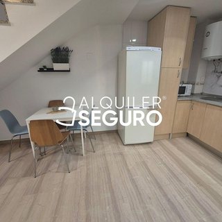 Piso en alquiler en Zona Ayuntamiento en Alhendín