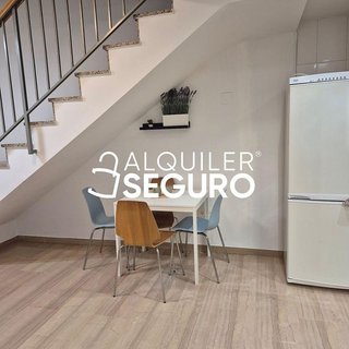 Piso en alquiler en Zona Ayuntamiento en Alhendín