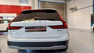 Volvo V90 Cross Country B4 AWD 197 CV MHEV (2021)