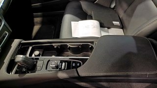 Volvo V90 Cross Country B4 AWD 197 CV MHEV (2021)