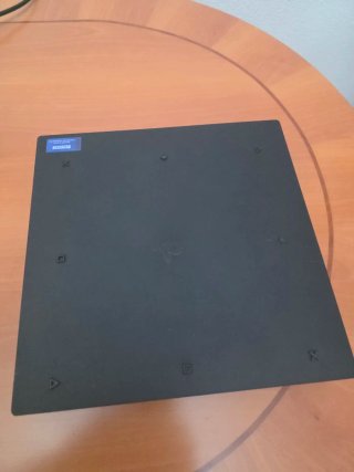 PS4 Pro 1TB Negra + Mando + 2 Juegos