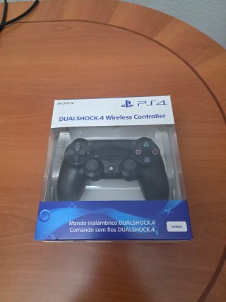 PS4 Pro 1TB Negra + Mando + 2 Juegos